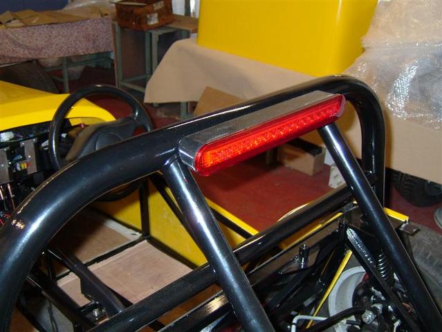 HIGH LEVEL BRAKE LIGHT